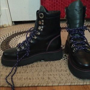 Larroude Jordan boot